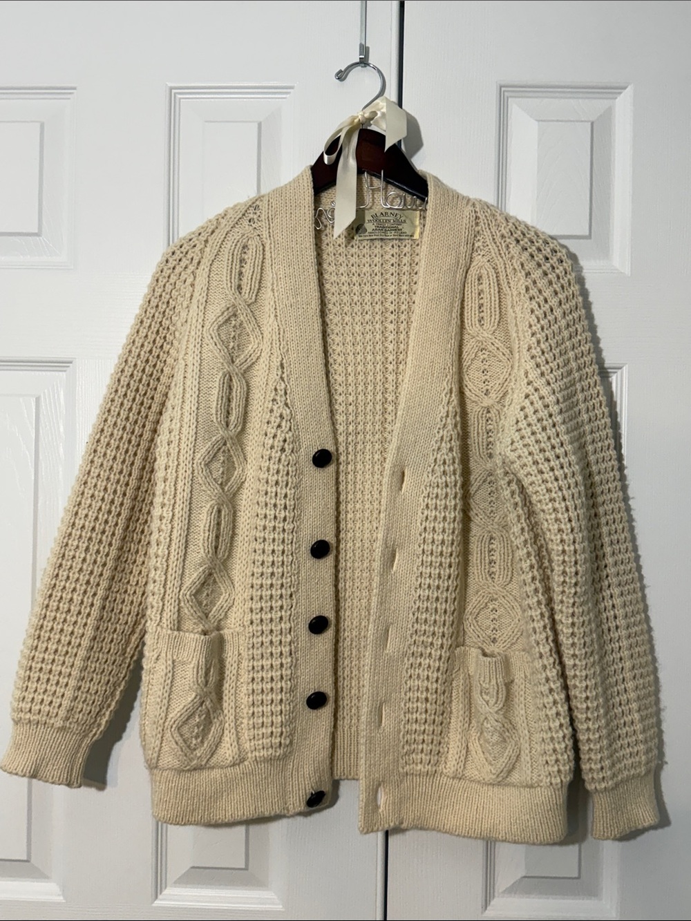 Blarnly Woolen Mills Pure New Wool Cable Knit Cardigan Irish Handcrafted Classic